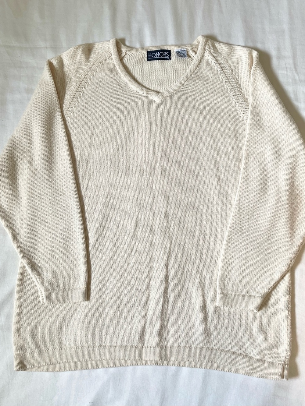 Vintage 80s Honors Women's Cream V-Neck Oversized Sweater